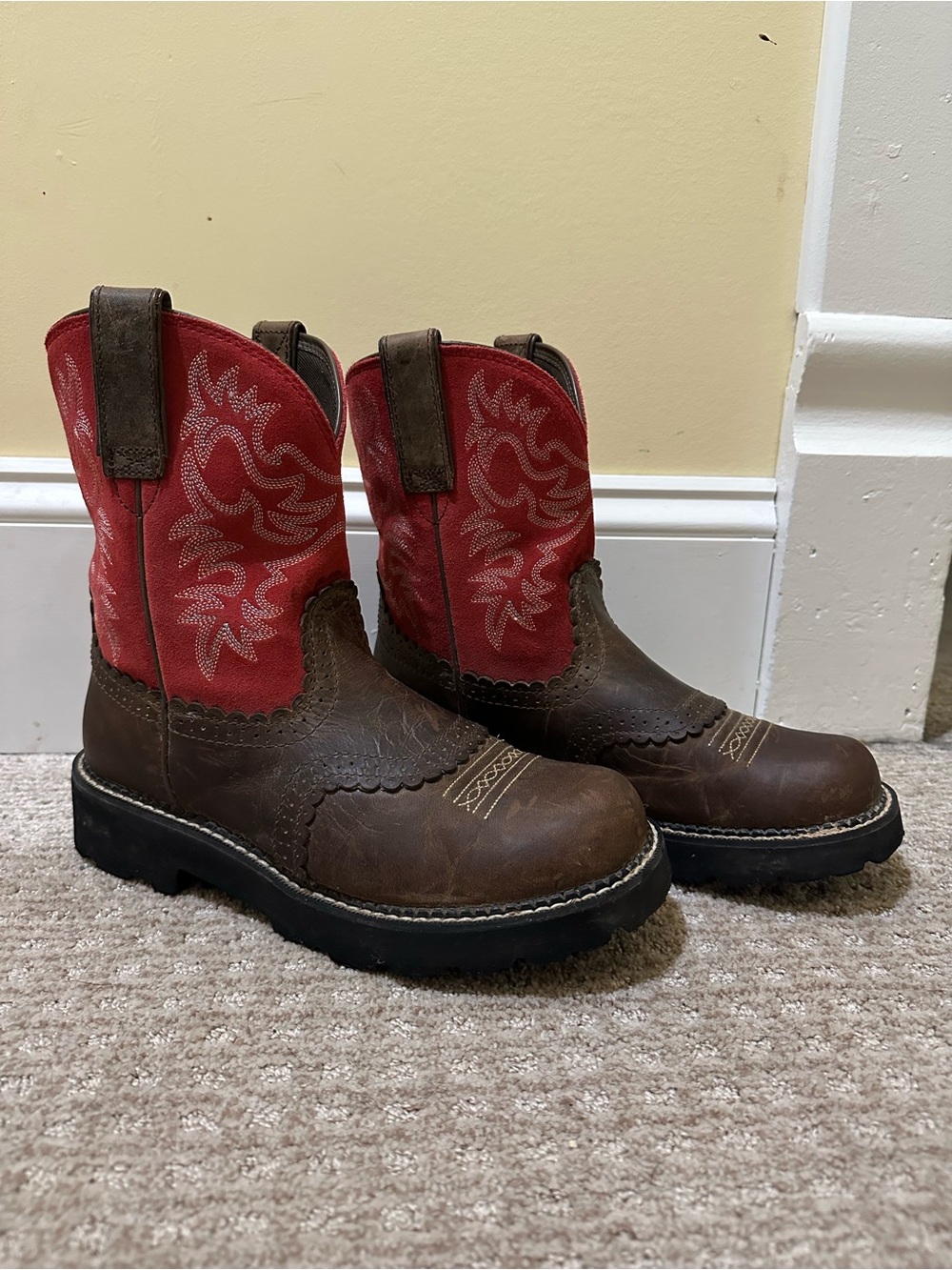 Ariat Brown & Red Embroidered Western Pull-On Boots